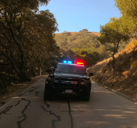 FirstNet interoperability critical sheriff driving police vehicle
